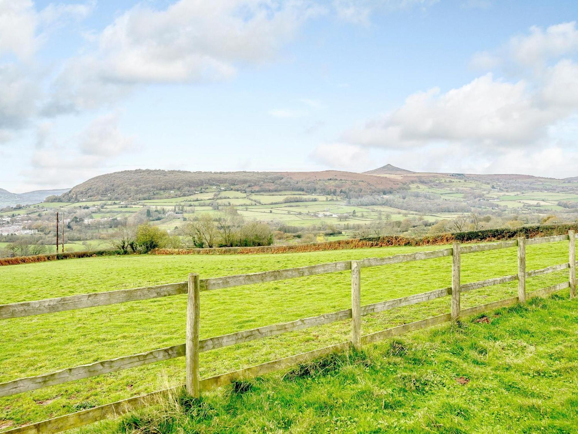 Tyr Ywen Cottage Abergavenny Εξωτερικό φωτογραφία